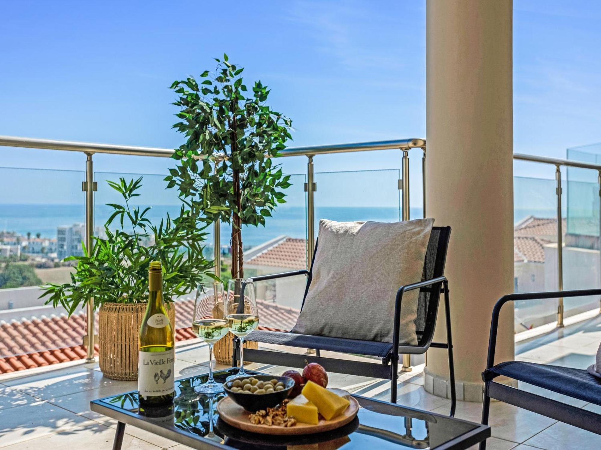 Sanders Seaview Klorakas Bilik gambar
